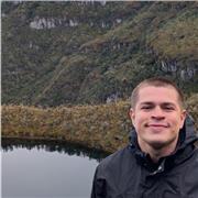 Inglese Naturale e Divertente: I Vostri Bambini Impareranno Giocando con un Professore Internazionale